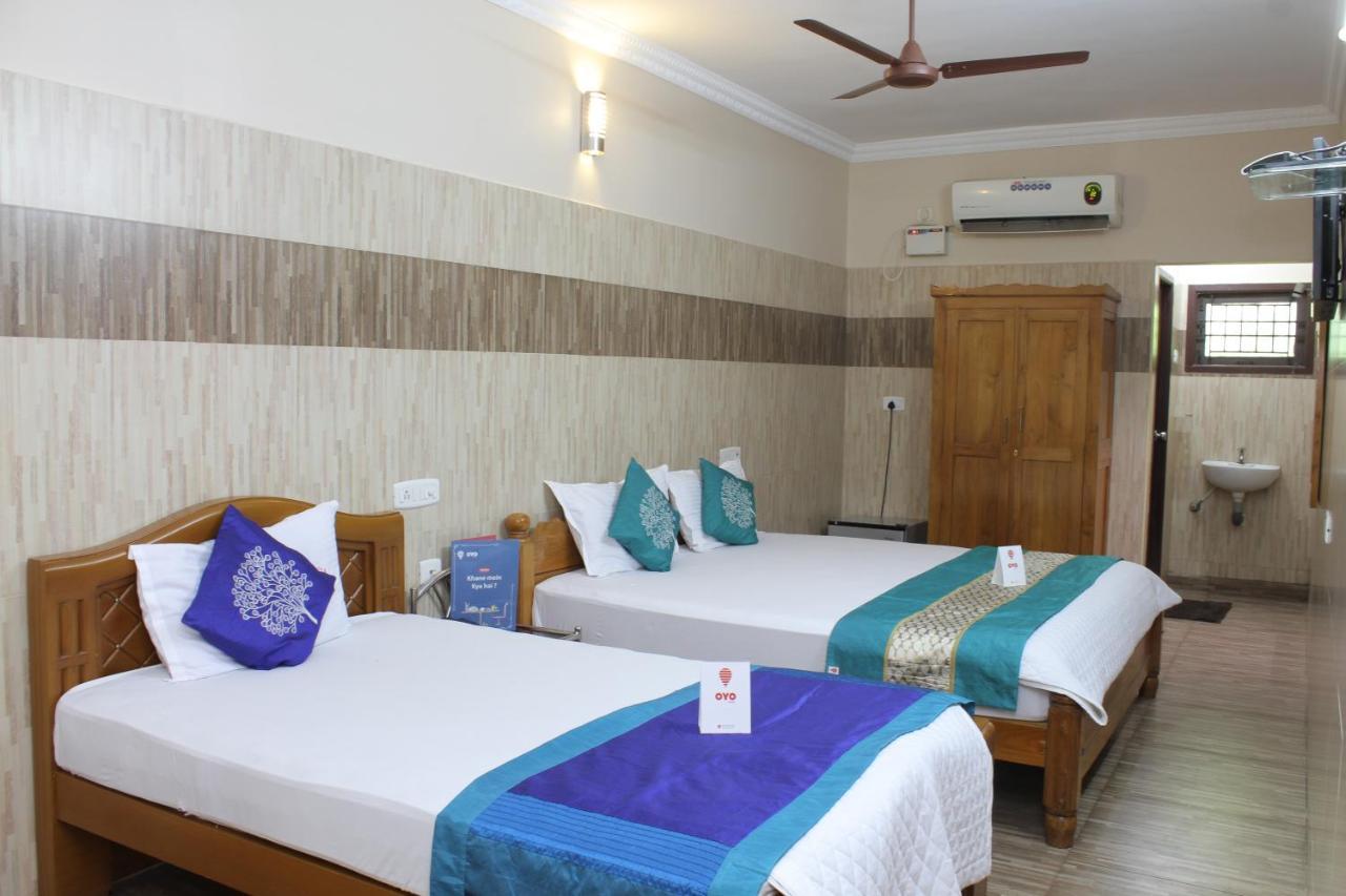 R B Residency Hotel Ченай Екстериор снимка